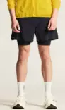 Craft Hypervent 2-in-1 Shorts miesten treenishortsit musta - Miesten juoksuvaatteet - C17282-9990 - 1
