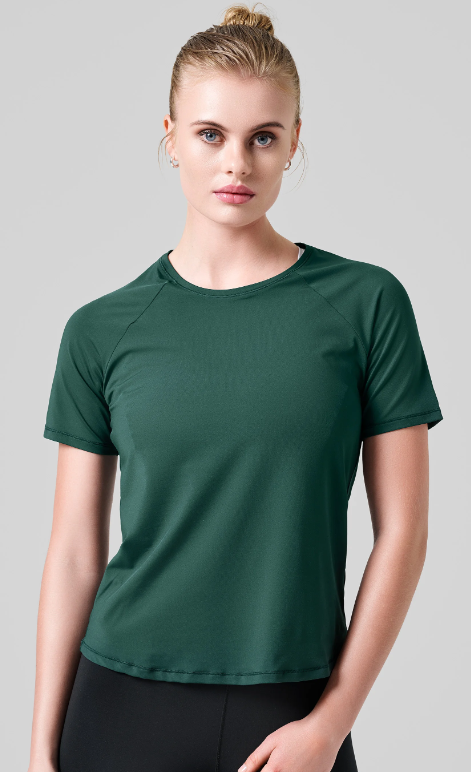 Casall Essential Tee naisten treenipaita tummanvihreä - Naisten treenivaatteet - 24201-570 - 1