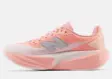 New Balance FuelCell Rebel v5 juoksukengät korallinpunainen - Naisten juoksukengät - 1990628111 - 2
