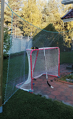 Liiga suojaverkko jääkiekkoon 4,4 x 8,4m - Muut palloilutarvikkeet - 8854445479684 - 1