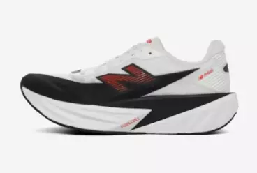 New Balance FuelCell Rebel v5 juoksukengät valkoinen/musta - Miesten juoksukengät - 1990631305 - 2