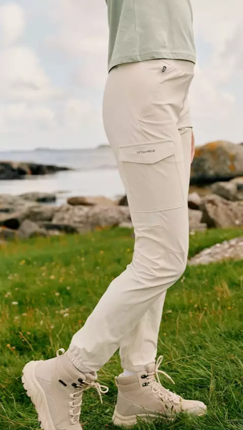 Twentyfour Venture Air Pant naisten ulkoiluhousut luonnonvalkoinen - Naisten takit ja puvut - 70728165517 - 1