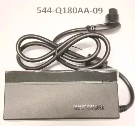 Giant Energypak Smart Charger 200-240V - Sähköpyörän osat - 4713250028 - 1