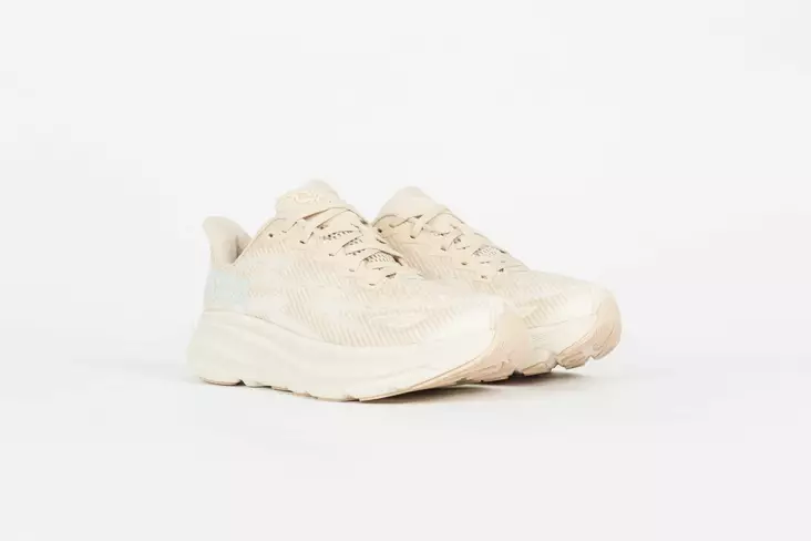 Hoka Clifton 9 W juoksukengät hiekka - Naisten juoksukengät - 1965651768 - 1