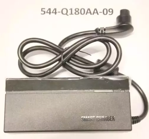 Giant Energypak Smart Charger 200-240V - Sähköpyörän osat - 4713250028 - 1