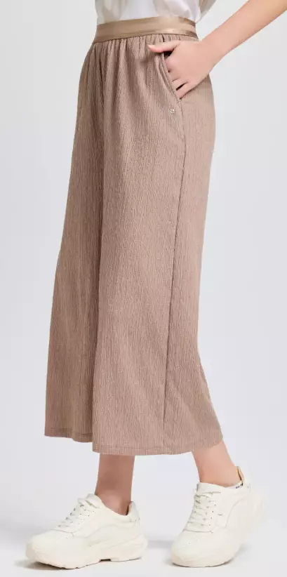 Luhta Hilleis naisten caprit hiekka - Naisten shortsit, caprit ja hameet - 64385944629 - 1